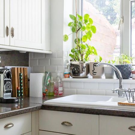 Hereford City - St Owens Terrace - Comfortable & Spacious Well Presented Three Storey House, Perfect For A Weekend Away & Exploring The City On Foot - Hosted By Rentmyhouse מראה חיצוני תמונה