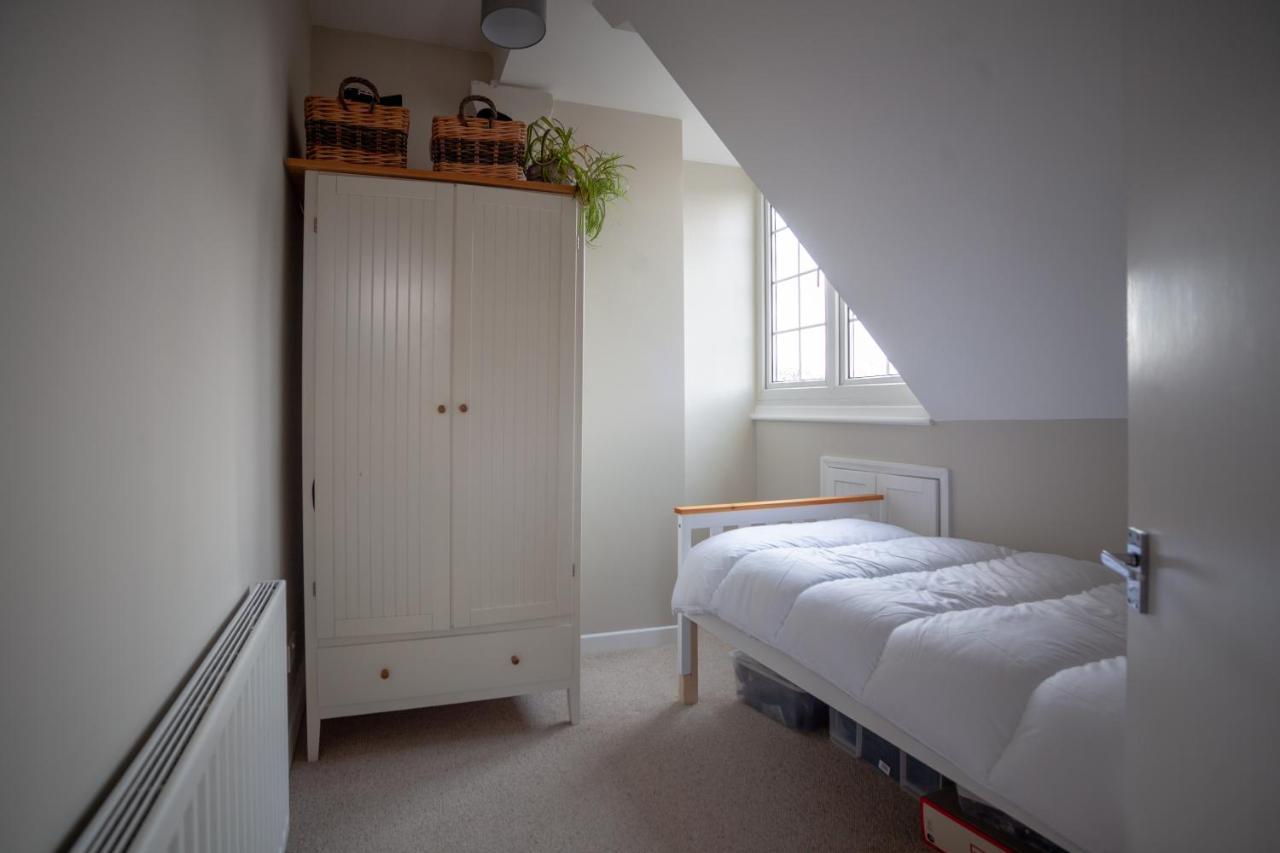 Hereford City - St Owens Terrace - Comfortable & Spacious Well Presented Three Storey House, Perfect For A Weekend Away & Exploring The City On Foot - Hosted By Rentmyhouse מראה חיצוני תמונה