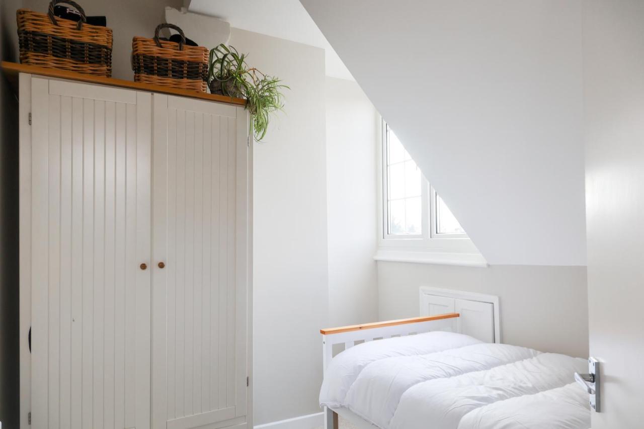 Hereford City - St Owens Terrace - Comfortable & Spacious Well Presented Three Storey House, Perfect For A Weekend Away & Exploring The City On Foot - Hosted By Rentmyhouse מראה חיצוני תמונה